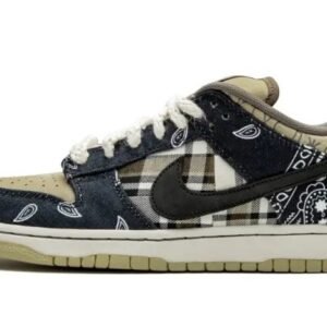 NIKE SB DUNK LOW TRAVIS SCOTT